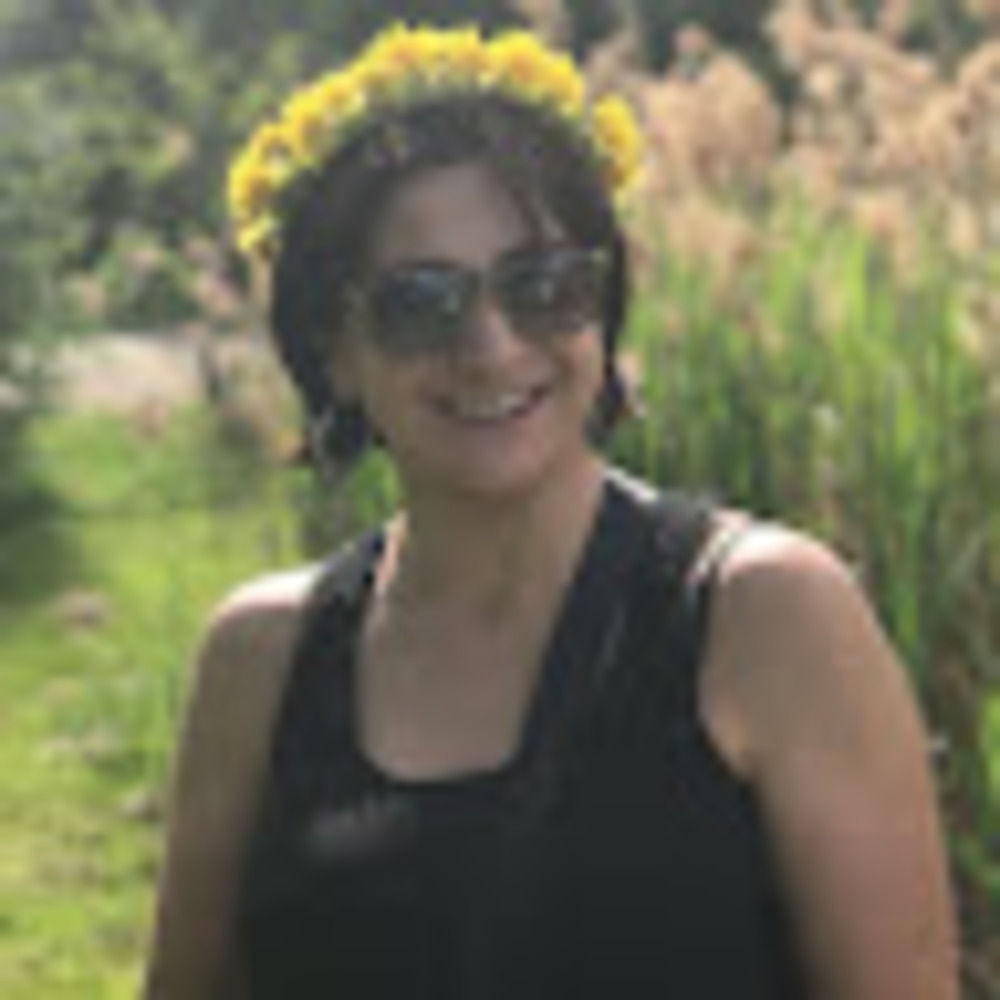 Meet your Posher, Leyla